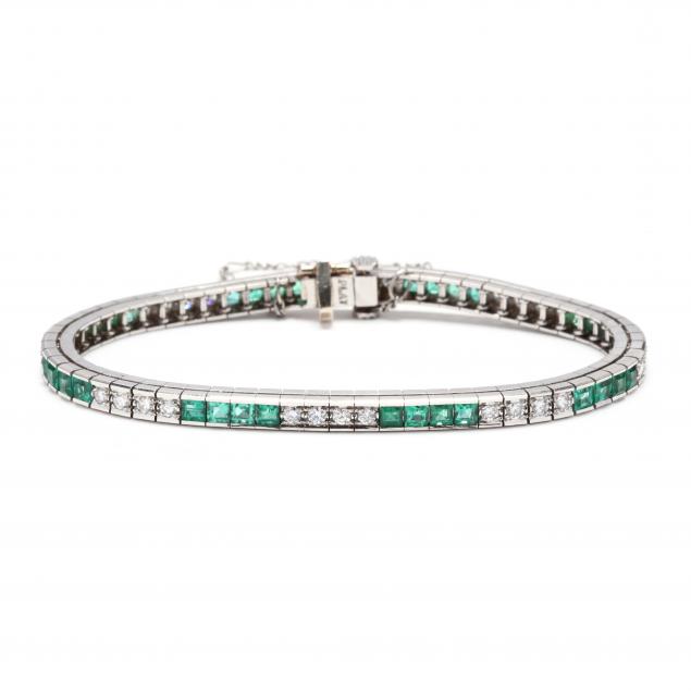 platinum-diamond-and-emerald-bracelet