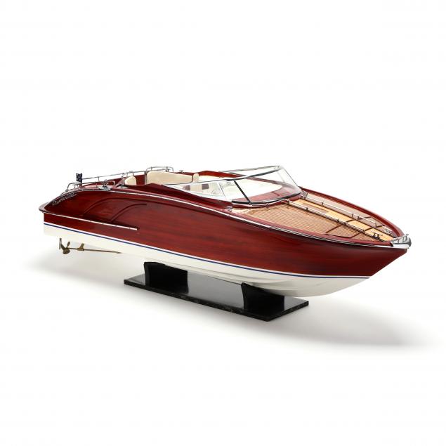 rivarama-classic-model-speed-boat