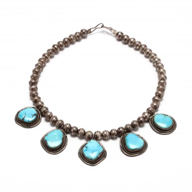 silver-and-turquoise-necklace