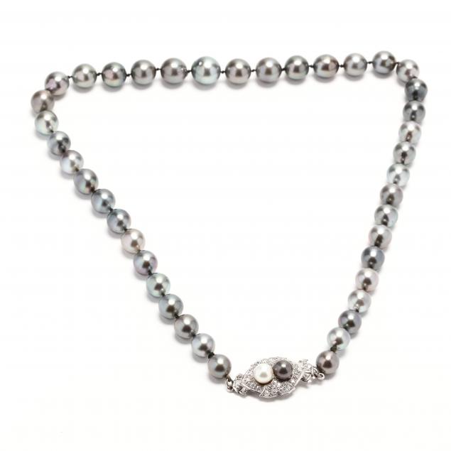 tahitian-pearl-necklace-with-platinum-diamond-and-pearl-clasp