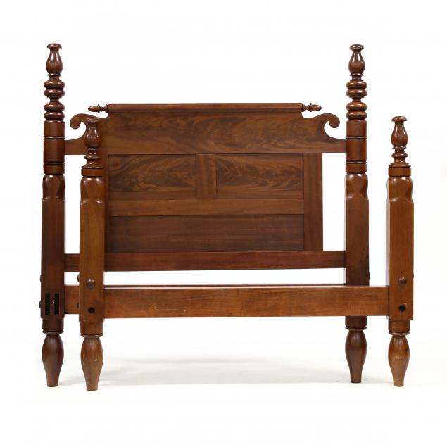 american-classical-full-size-mahogany-bed