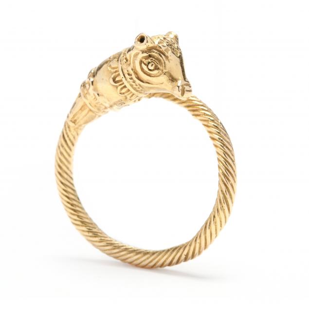 18kt-gold-ram-s-head-ring-andrew-clunn