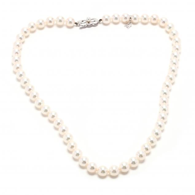 18kt-white-gold-and-pearl-necklace-mikimoto
