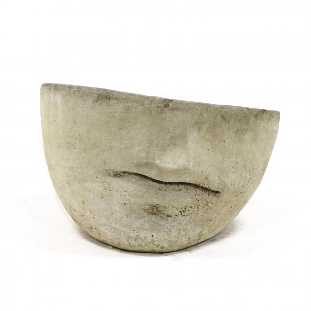 contemporary-face-form-cast-stone-garden-planter