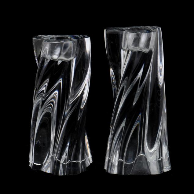 baccarat-pair-of-spiral-twist-crystal-candlesticks