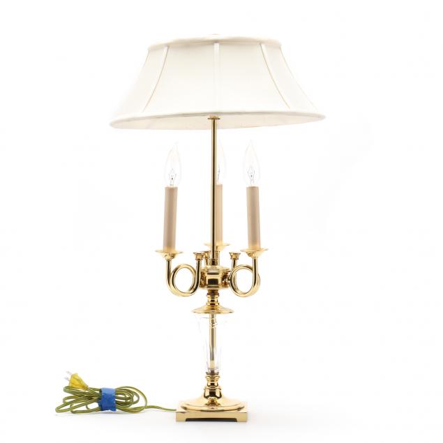 brass-hunting-horn-motif-table-lamp