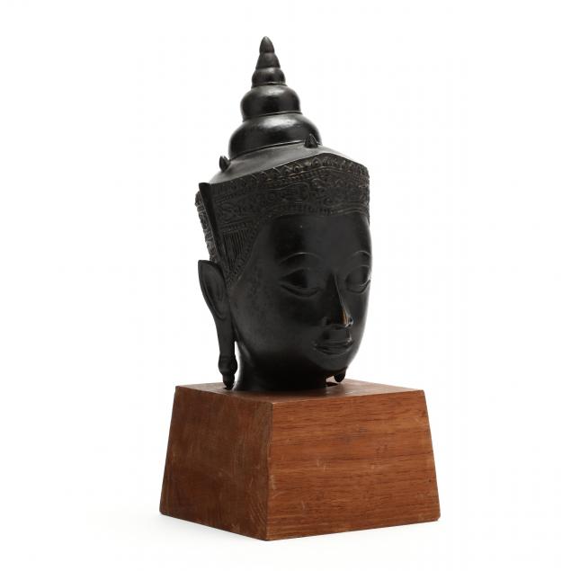 a-cambodian-bronze-buddha-head