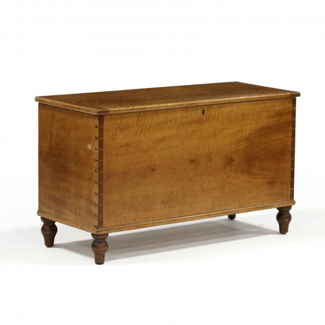 southern-tiger-maple-blanket-chest