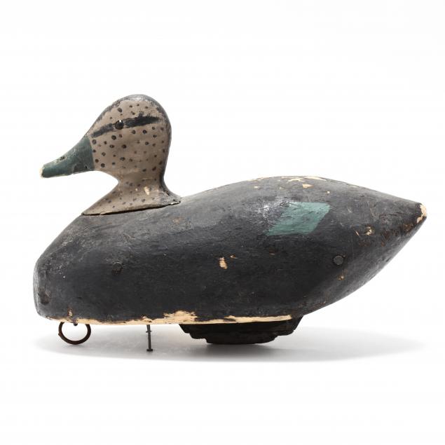 vintage-swan-island-club-black-duck-decoy