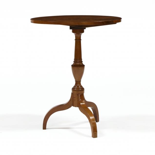 federal-mahogany-inlaid-tilt-top-candlestand