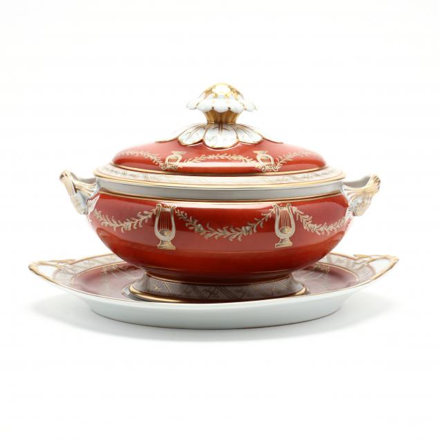 vista-alegre-tureen-and-under-tray