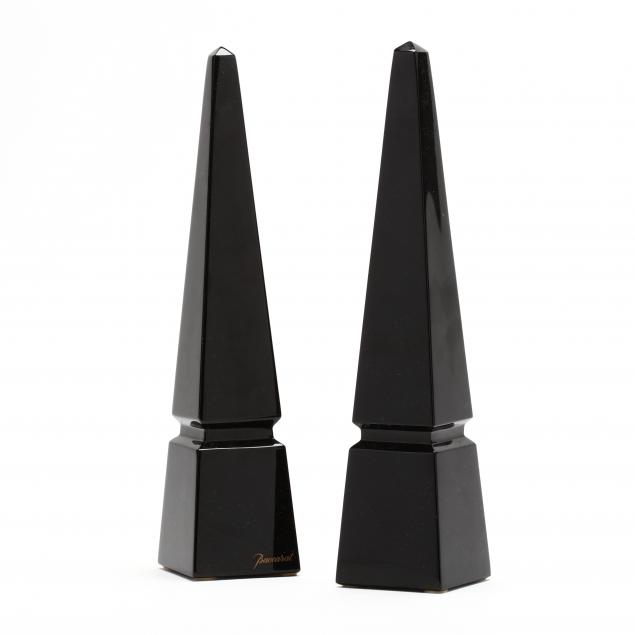 baccarat-pair-of-noire-crystal-obelisks