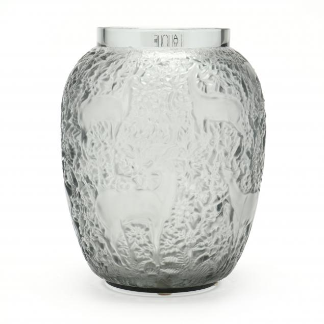 lalique-smoky-glass-i-biches-i-vase