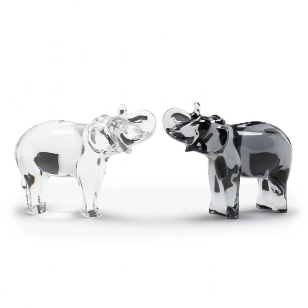 two-baccarat-crystal-elephants