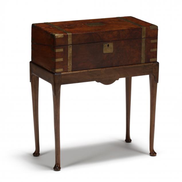 antique-burlwood-and-brass-lapdesk