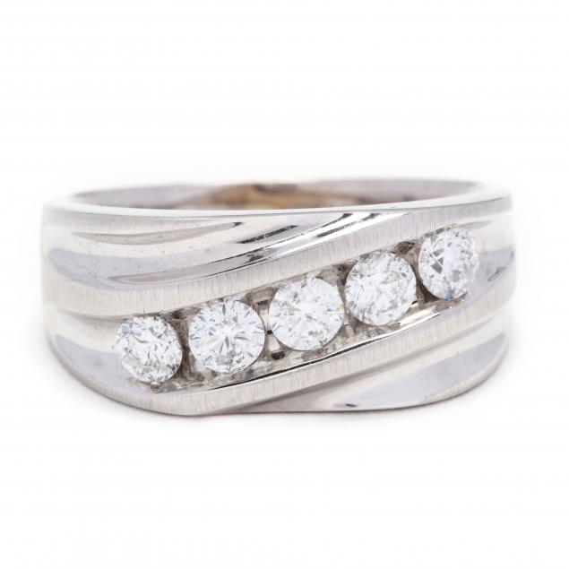 gent-s-14k-white-gold-and-diamond-band-ring
