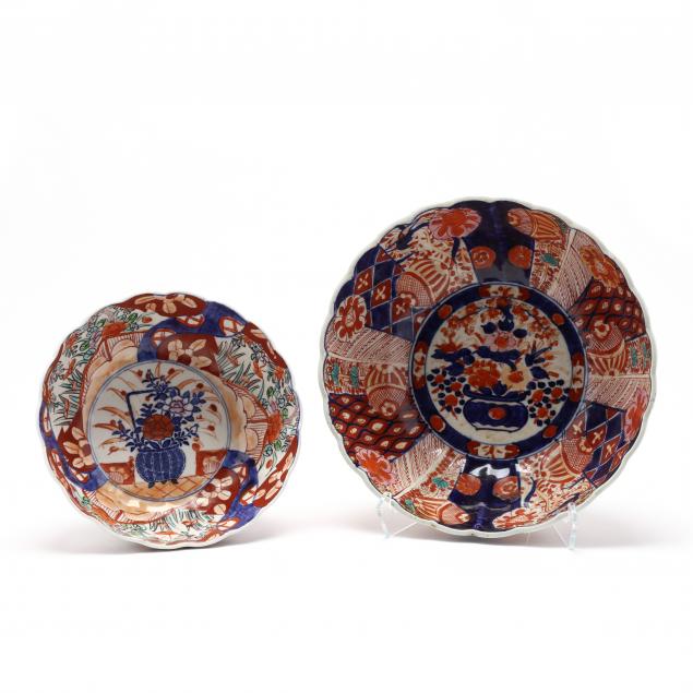 two-japanese-imari-porcelain-bowls