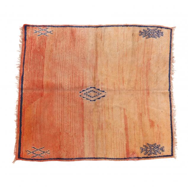 hand-tied-area-rug