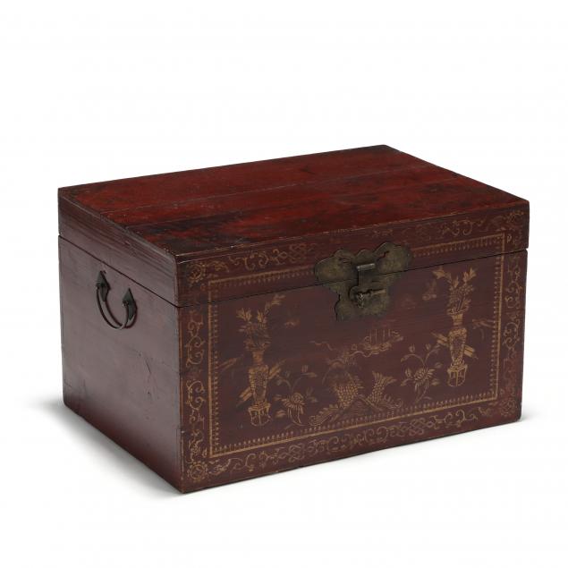 contemporary-chinese-lacquered-trunk