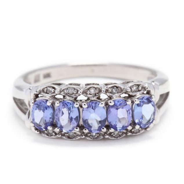 10kt-white-gold-and-gem-set-ring