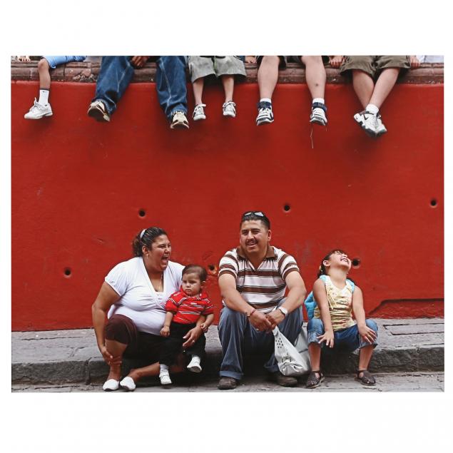 bill-perlmutter-american-born-1932-i-laughing-family-san-miguel-de-allende-2008-i