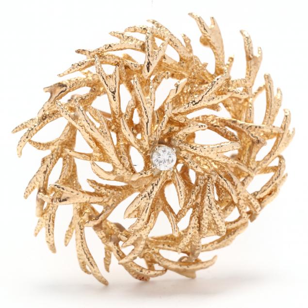 14kt-gold-and-diamond-wreath-brooch-la-marquise