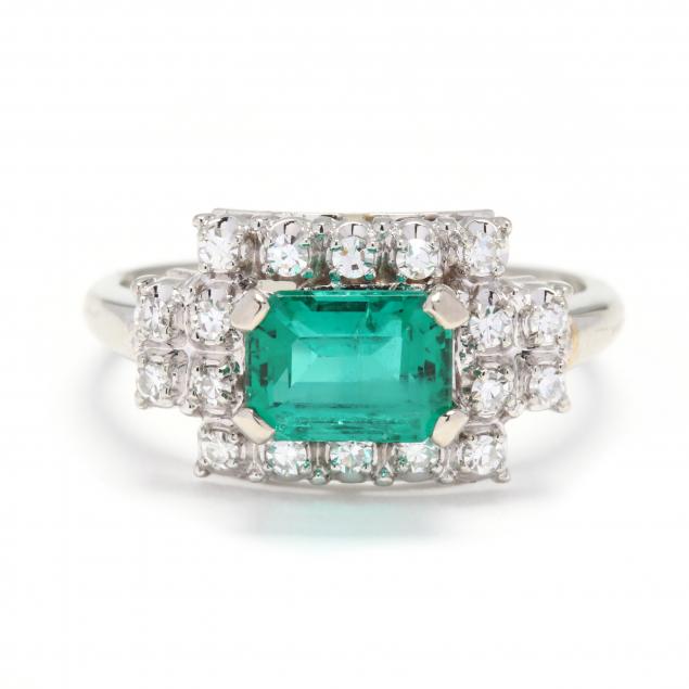 18kt-white-gold-emerald-and-diamond-ring