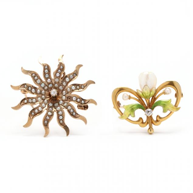 two-vintage-gold-brooches