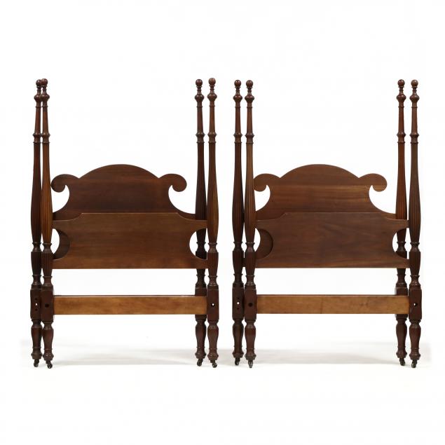 a-pair-of-vintage-semi-tall-post-mahogany-twin-size-beds