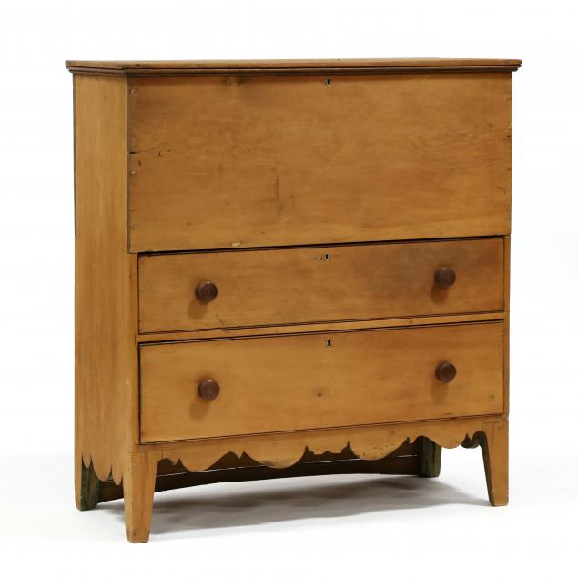 antique-american-pine-mule-chest