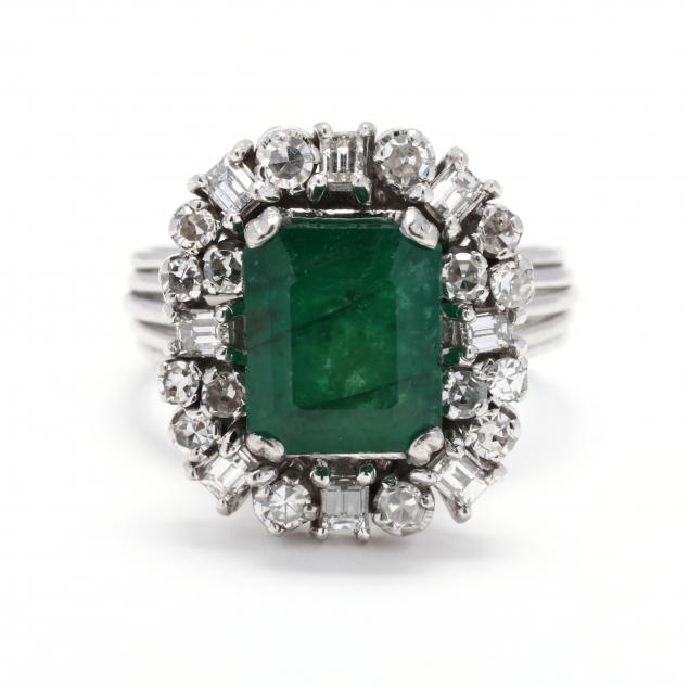 platinum-emerald-and-diamond-ring