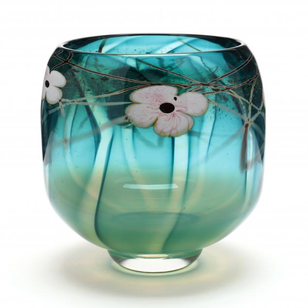 david-nichols-nc-art-glass-dogwood-bowl