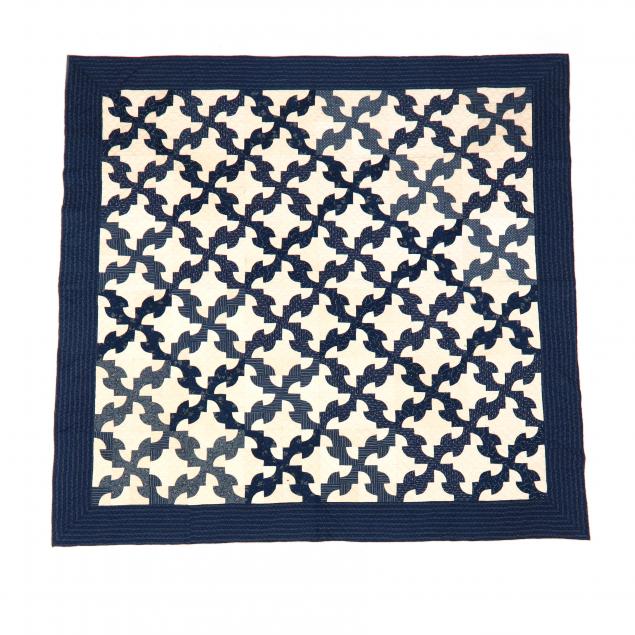 vintage-blue-and-white-quilt