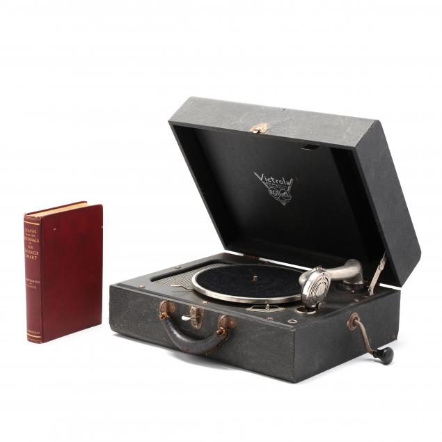 rca-portable-victrola-suitcase-phonograph