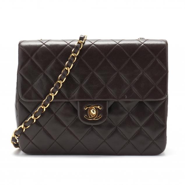 vintage-classic-small-quilted-flap-shoulder-bag-chanel