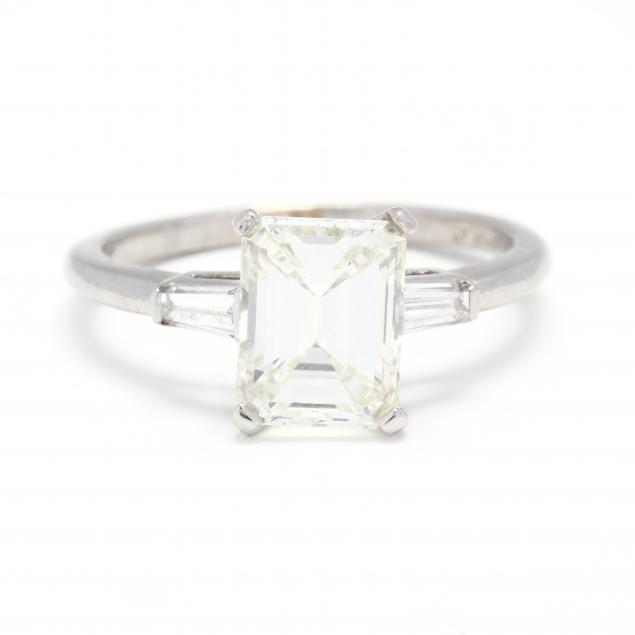 platinum-emerald-cut-diamond-ring