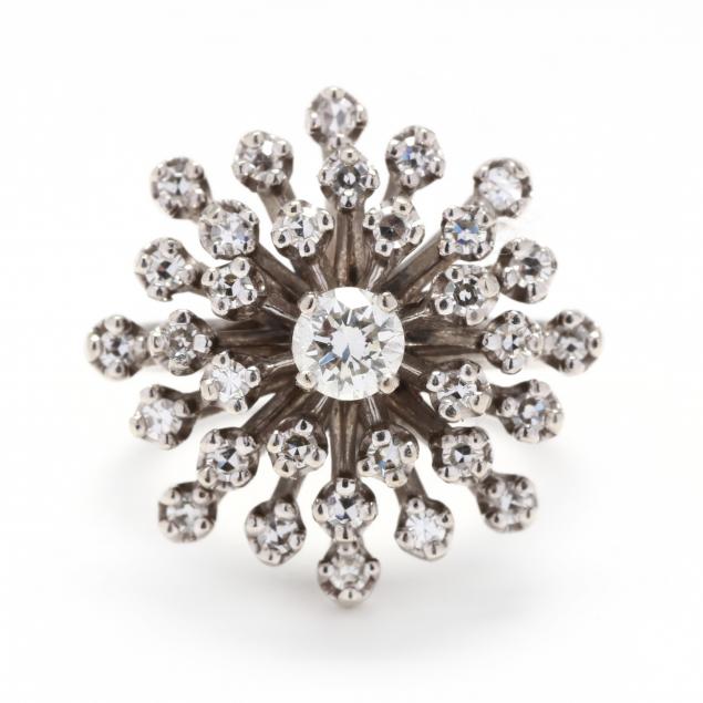 14kt-white-gold-and-diamond-cluster-ring