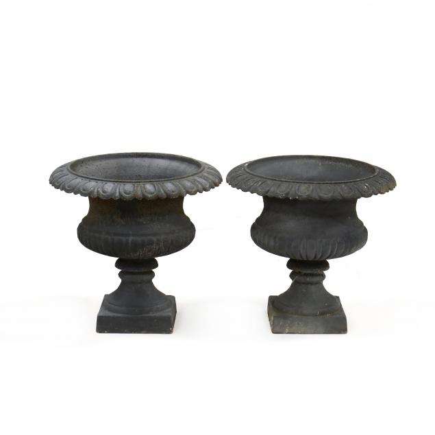 pair-of-classical-style-cast-iron-garden-urns