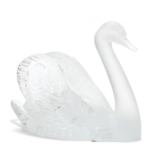 lalique-large-crystal-swan