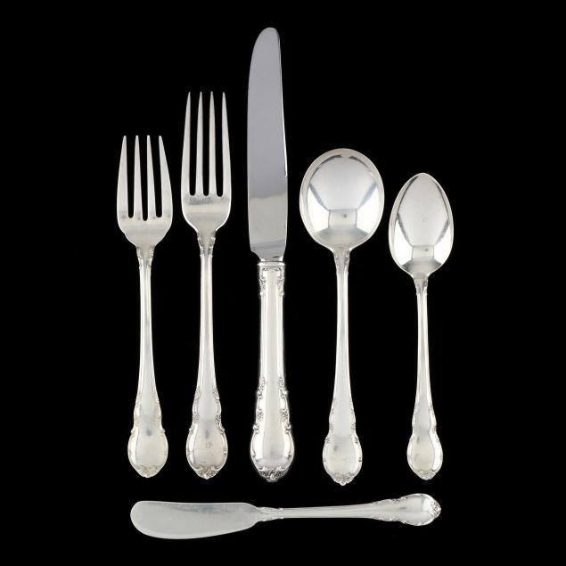 lunt-i-modern-victorian-i-sterling-silver-flatware-service