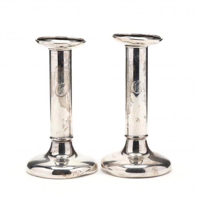 a-pair-of-sterling-silver-candlesticks-by-barbour-silver-co