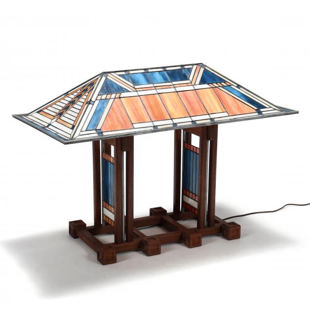 prairie-style-stained-glass-table-lamp