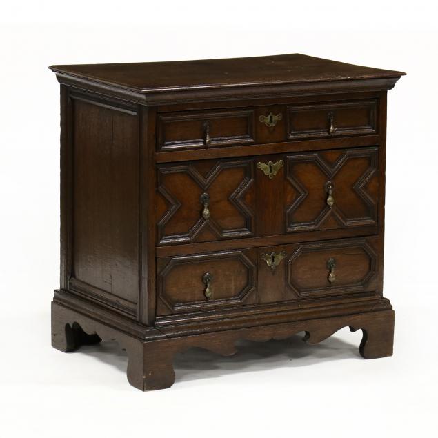antique-jacobean-style-diminutive-oak-chest-of-drawers