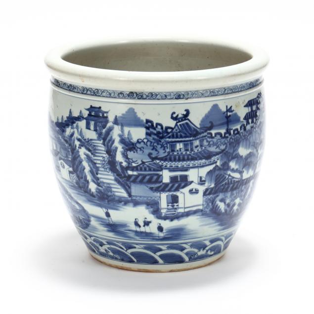 decorative-chinese-blue-and-white-jardiniere