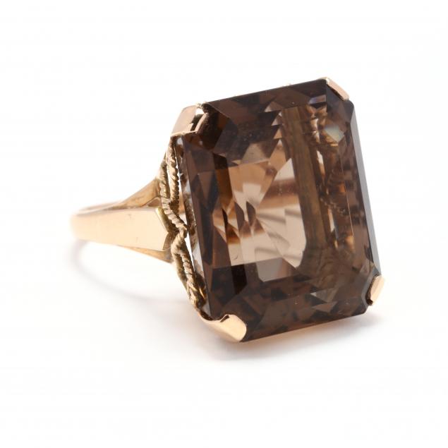 18kt-gold-and-smoky-quartz-ring