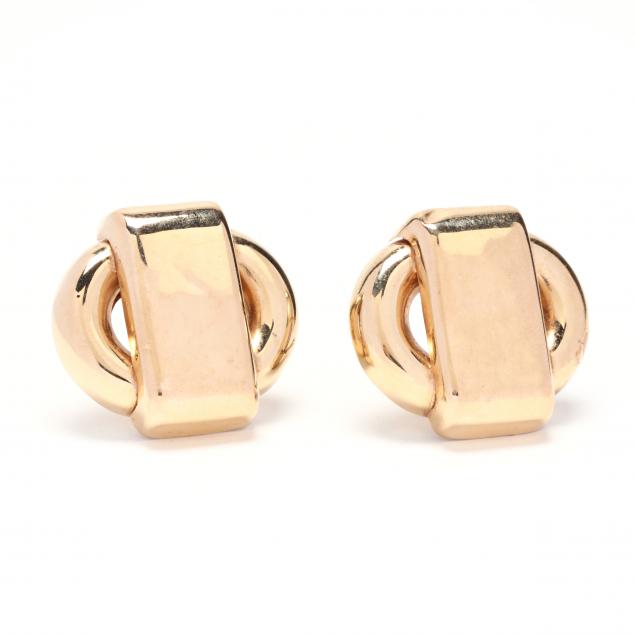 pair-of-14kt-gold-earrings