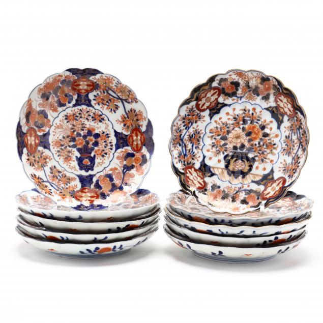 a-group-of-ten-imari-porcelain-plates