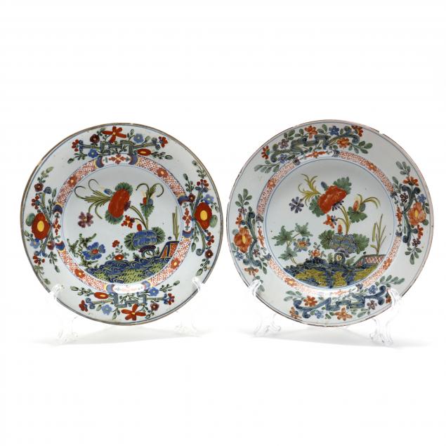 a-near-pair-of-dutch-delft-polychrome-plates