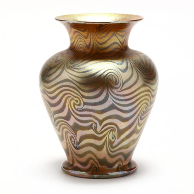 durand-i-king-tut-i-art-glass-vase