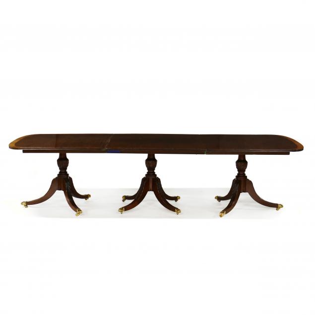 georgian-style-banded-mahogany-triple-pedestal-dining-table